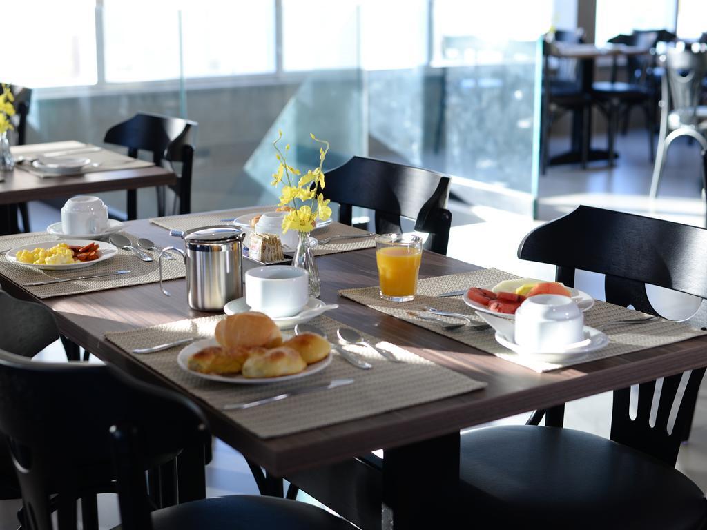 Dubai Suites Монтис Кларос Екстериор снимка
