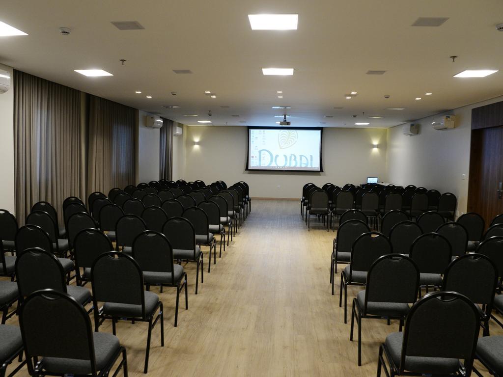 Dubai Suites Монтис Кларос Екстериор снимка