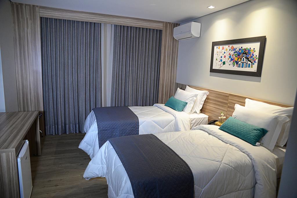 Dubai Suites Монтис Кларос Екстериор снимка