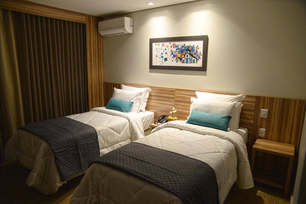 Dubai Suites Монтис Кларос Екстериор снимка